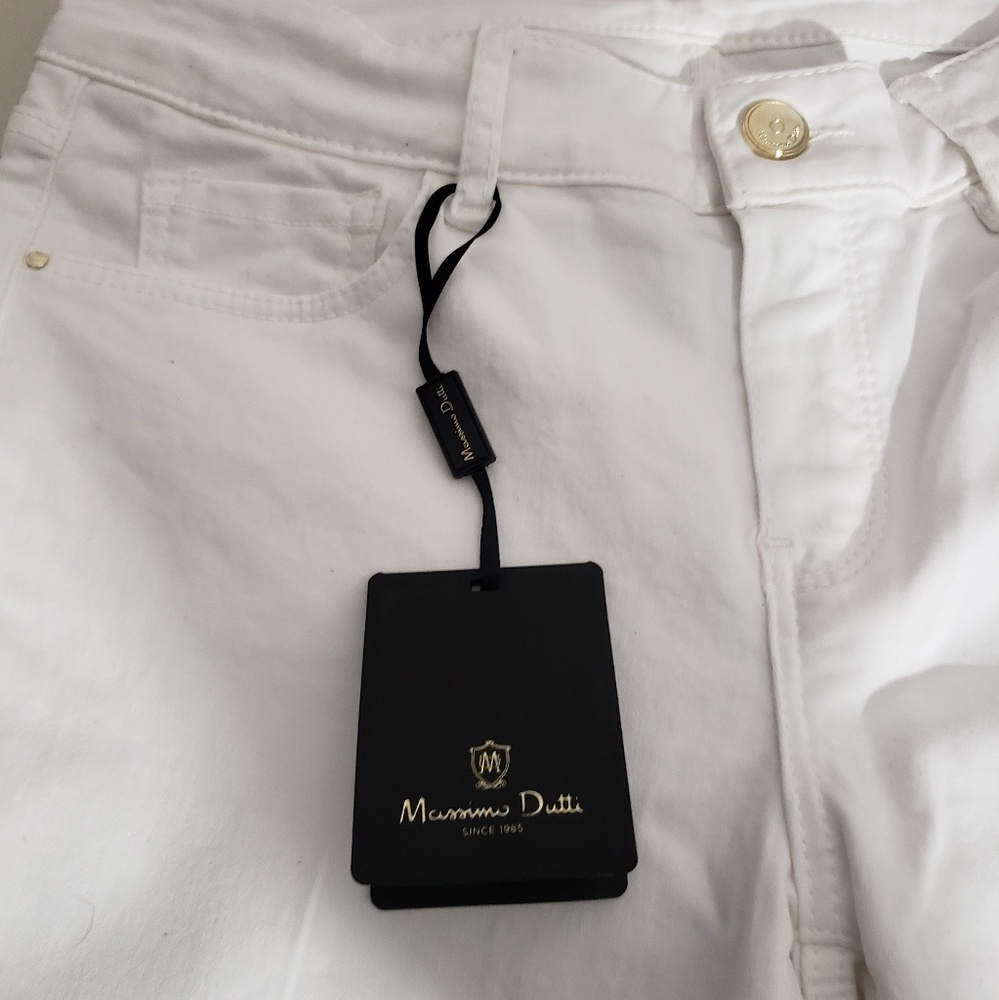 Massimo Dutti Small white jeans & bubble jacket